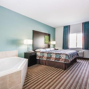 Deluxe King Studio Suite Non-Smoking